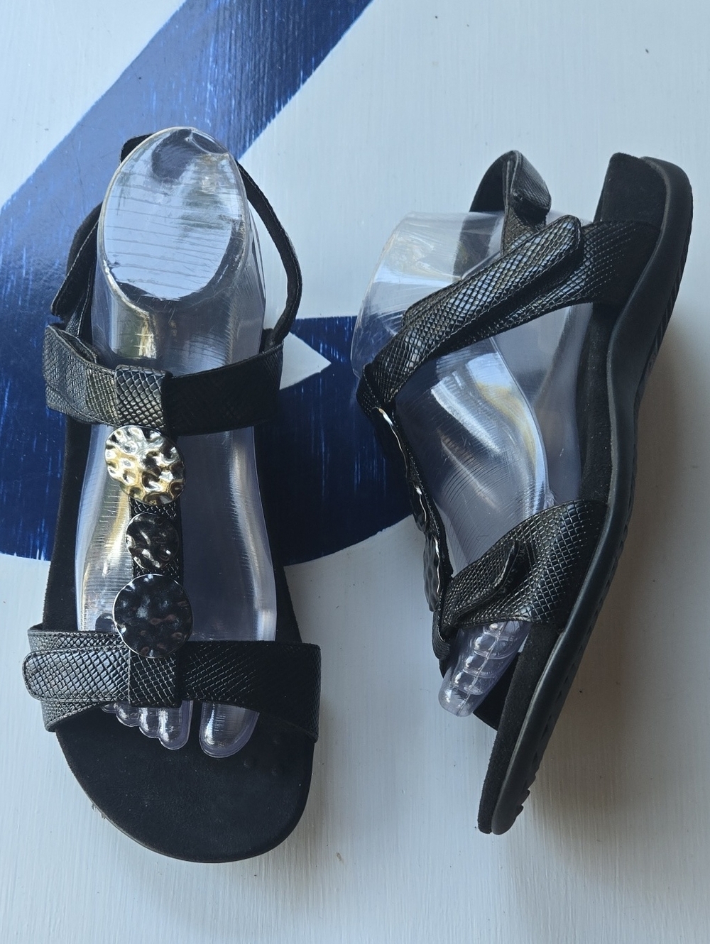 Vionic "Farra" Black Sandal With Silver Beveled Accent